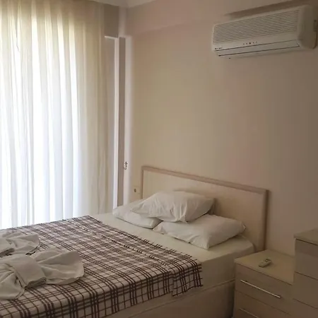 Sunset Beach Club Neptune 3 Appartamento *